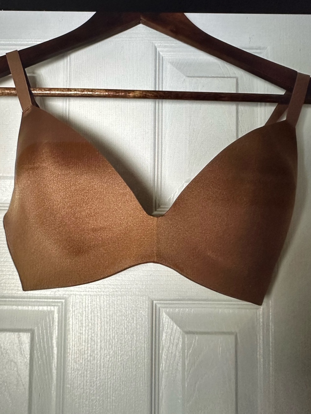 SKIMS Wireless Form T-Shirt Bra Tan Size 38D